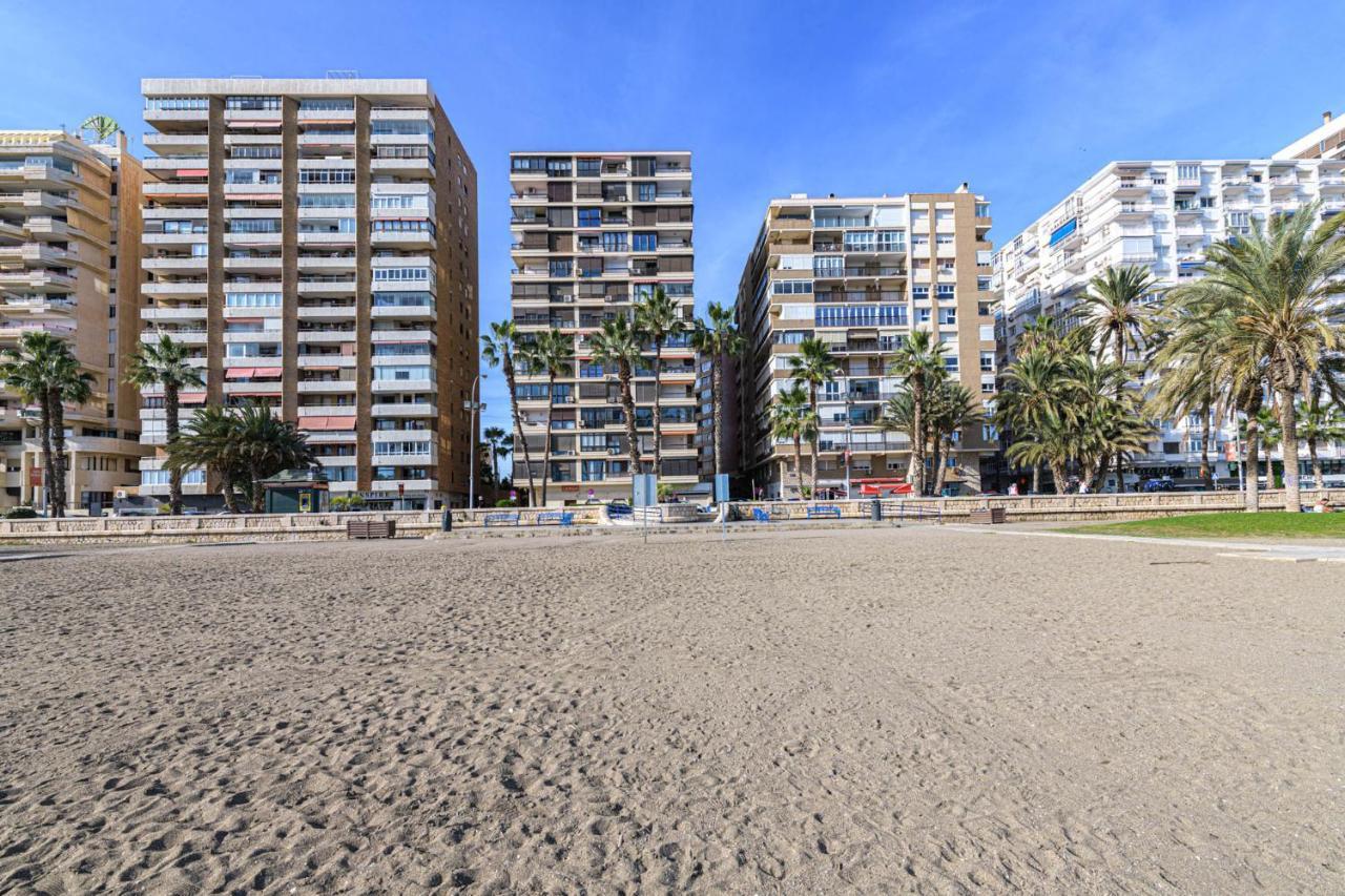 Mediterraneo Beach Apartment In Malaga By Solaga Holiday Homes Eksteriør billede